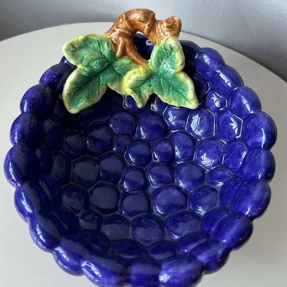 Vintage Ceramic Grape Trinket Dish - Picture 2 of 4